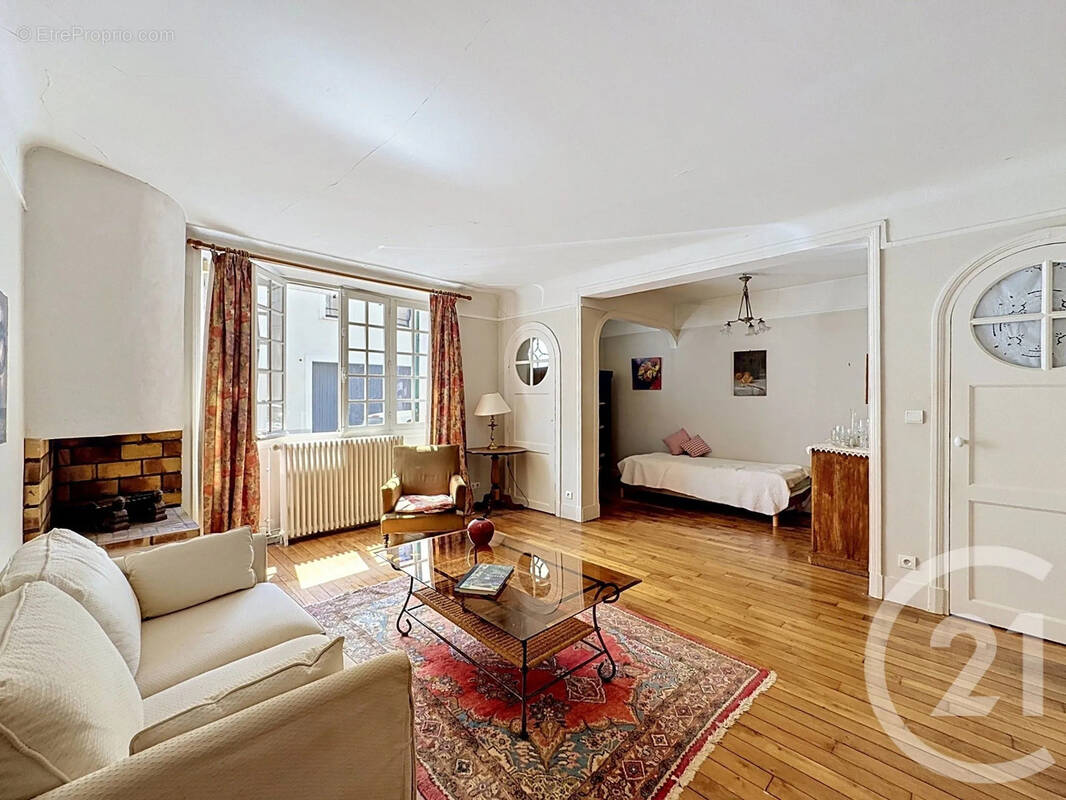 Appartement à FONTAINEBLEAU
