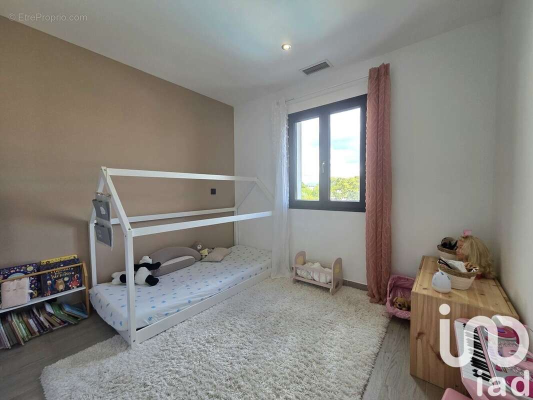 Photo 7 - Maison à ENTRAIGUES-SUR-LA-SORGUE