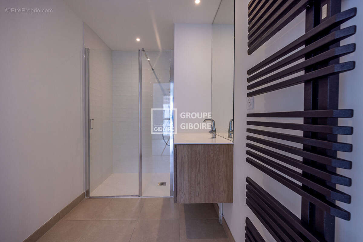 A vendre agence giboire saint malo appartement type 5 duplex parkings - photo 8
