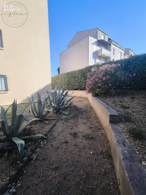 Appartement T3 RDJ avec terrain de 280M2 - photo 7