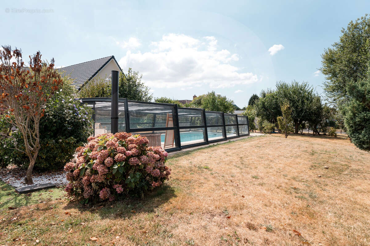 Maison individuelle - vie de plain-pied - 234m2 - piscine - rogerville - photo 7