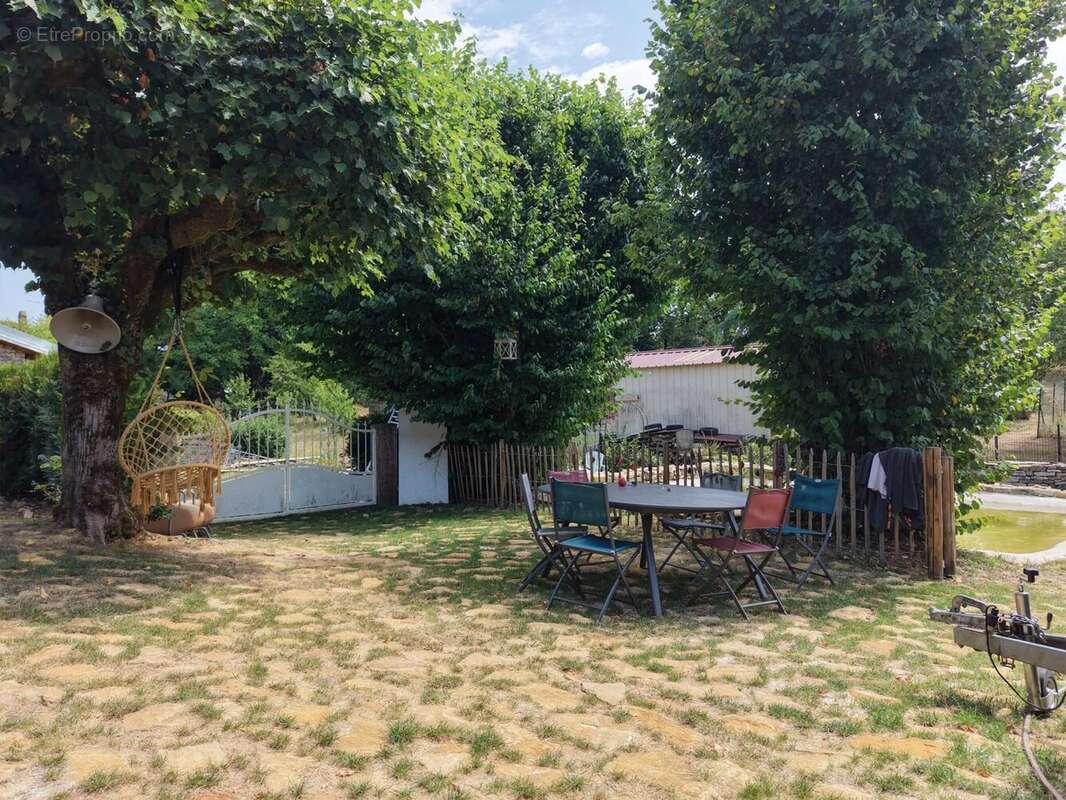 Maison 200 m² à Velleminfroy  - photo 4