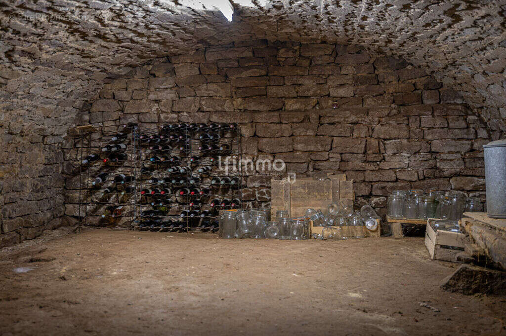 Maison à CHARMOIS-L&#039;ORGUEILLEUX