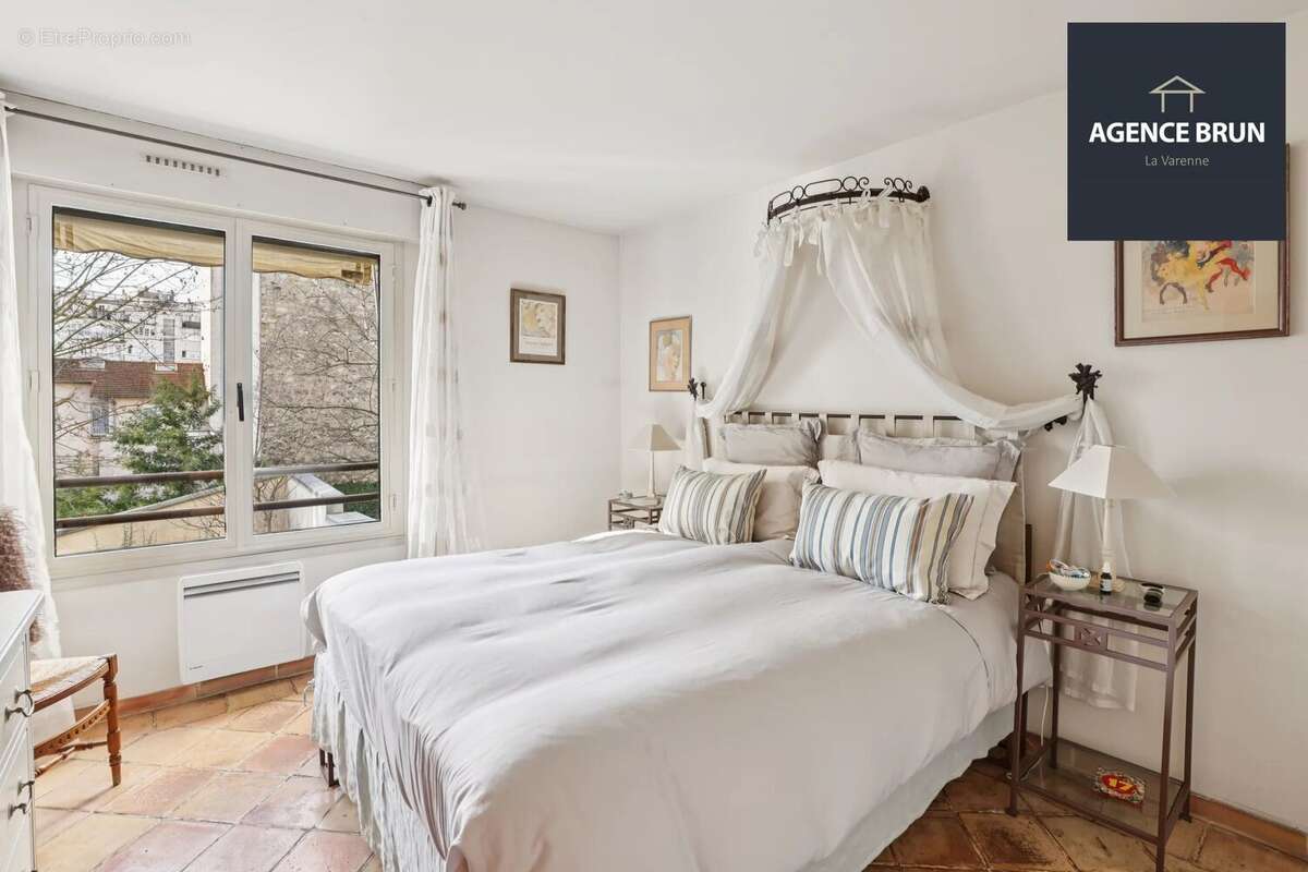 Appartement à SAINT-MAUR-DES-FOSSES