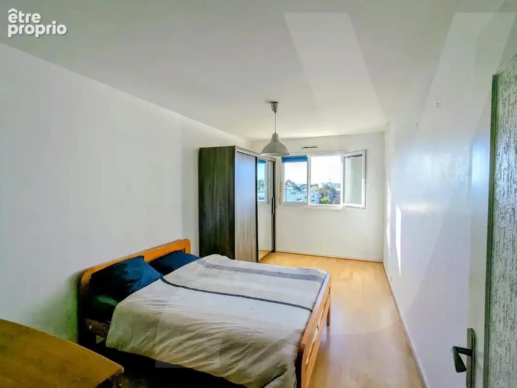 Dernier étage – T3 de 60 m² avec 2 chambres, balcon, cave et parking en sous-sol – Rue Hector Berlioz - photo 5