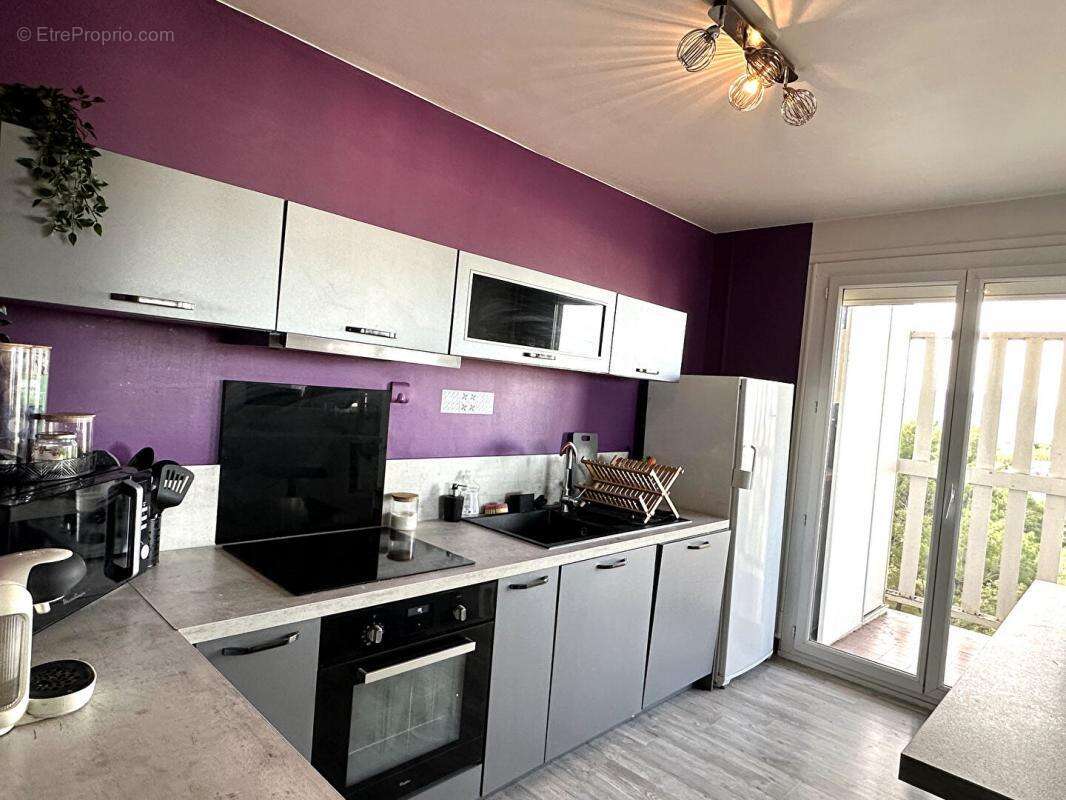 Appartement à MARSEILLE-10E