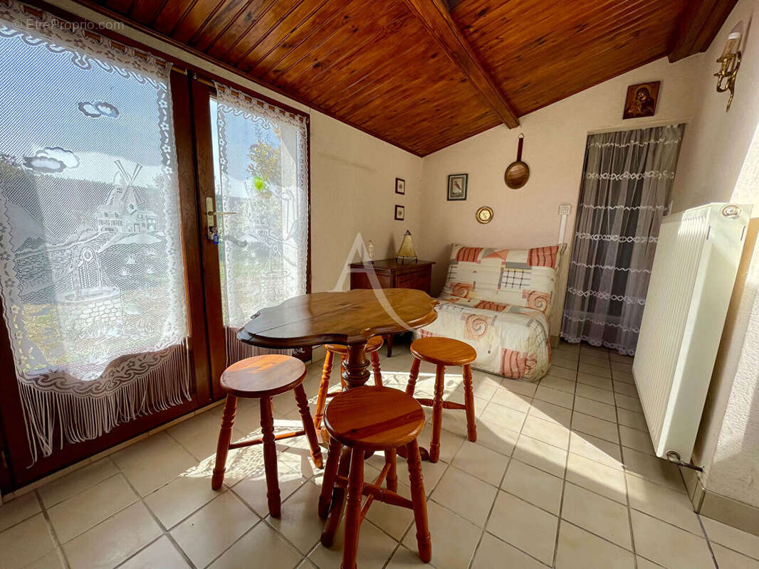 Maison à SAINT-MICHEL-EN-L'HERM