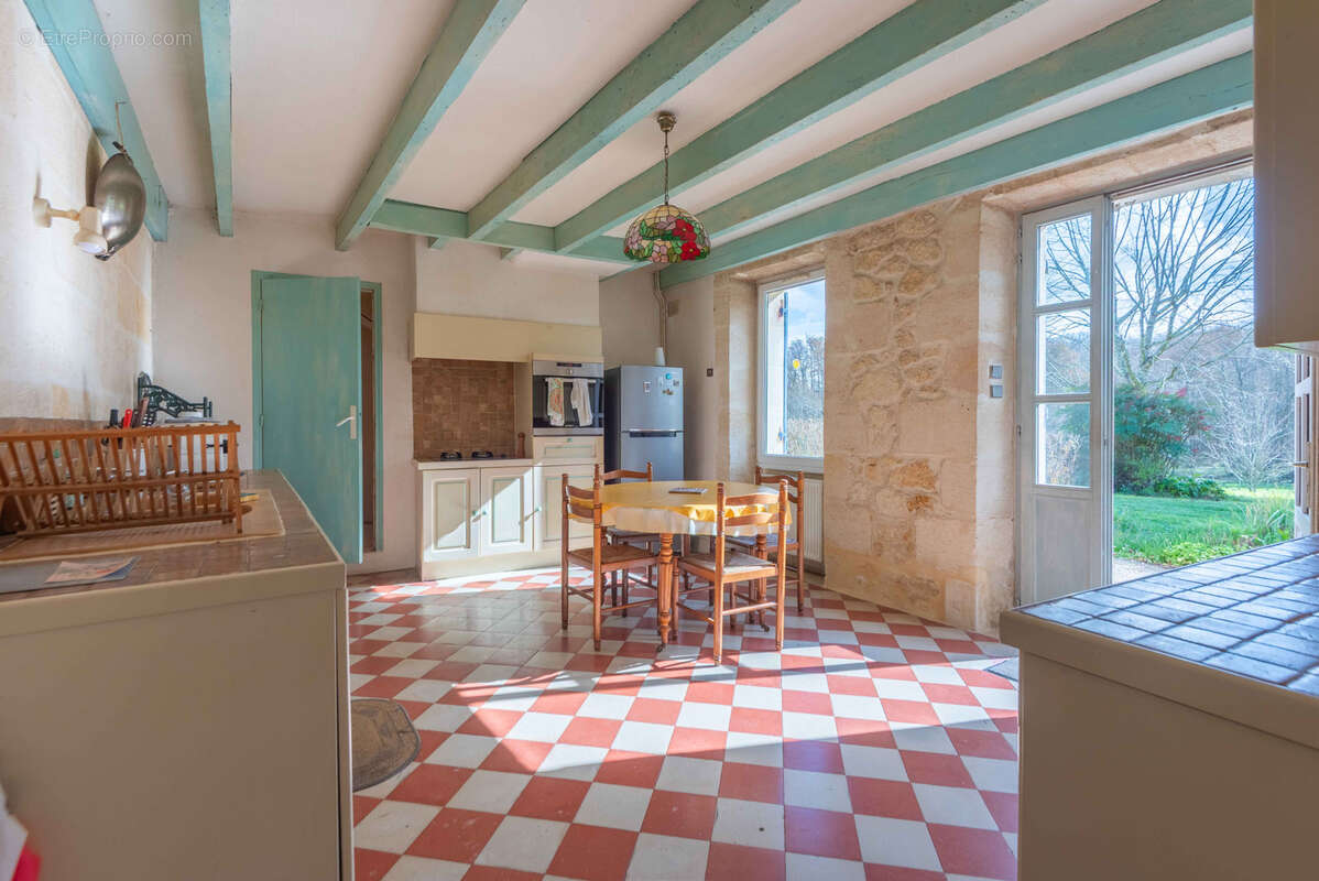 Maison à LATRESNE
