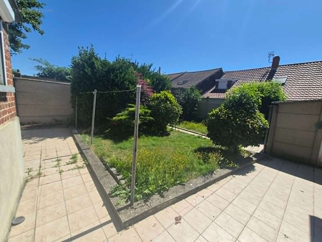 Maison à FRESNES-SUR-ESCAUT