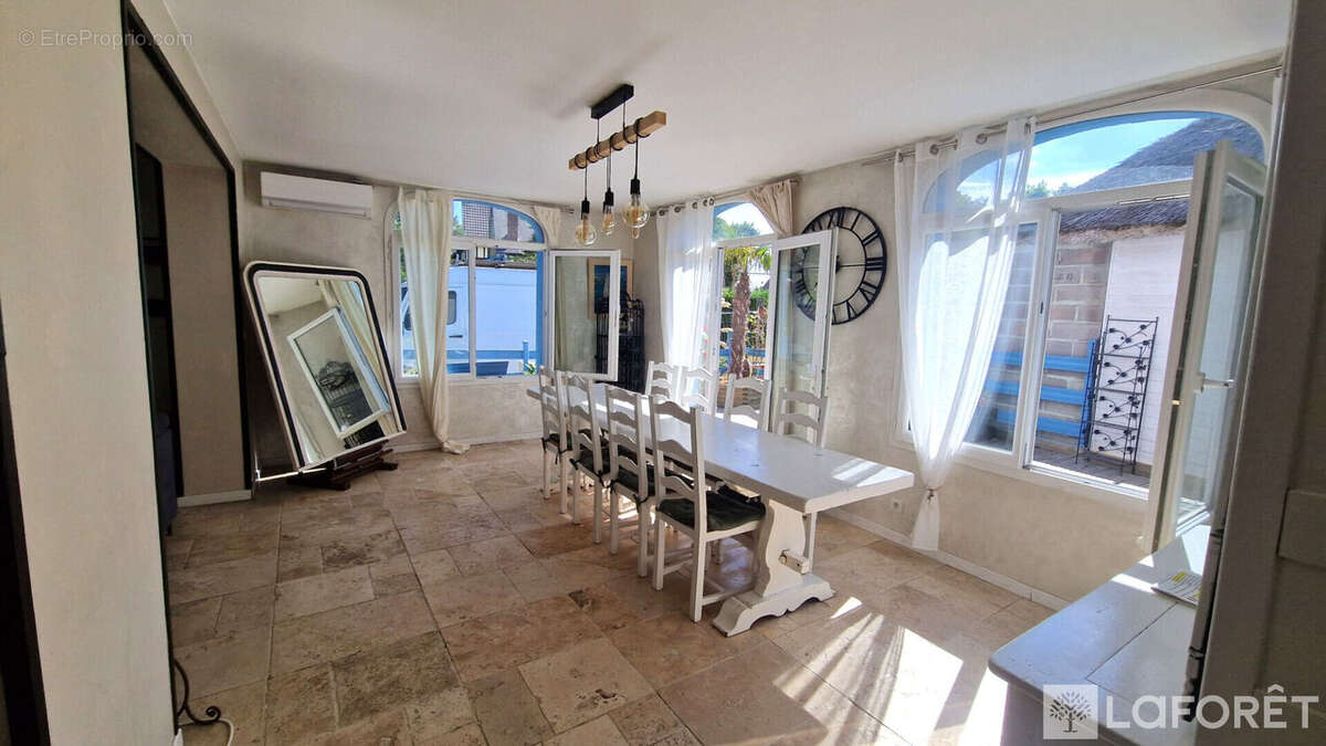 Maison à MERVILLE-FRANCEVILLE-PLAGE