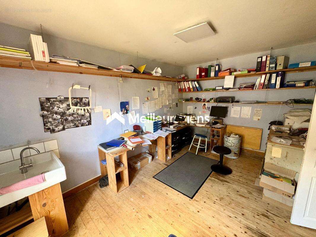 Maison à CHATELUS-MALVALEIX