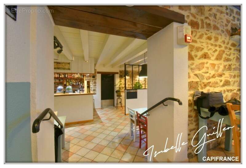 Maison à NERIS-LES-BAINS