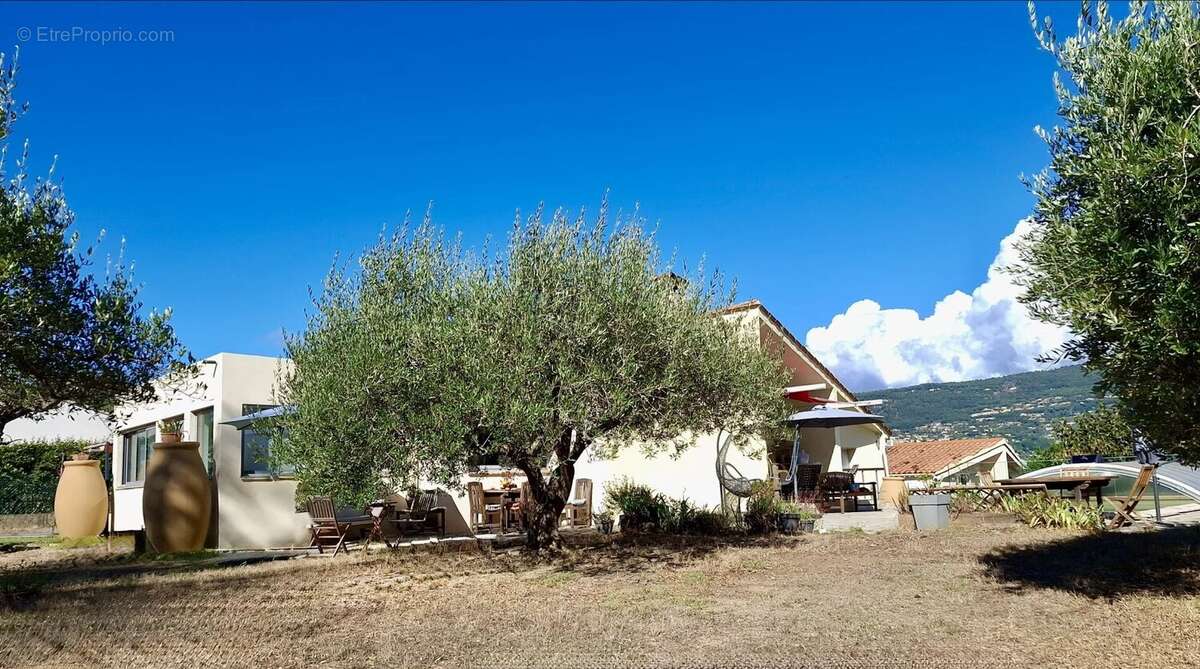 Maison à PEYMEINADE