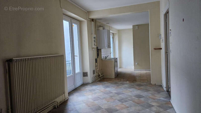 Maison à CHATEAU-DU-LOIR