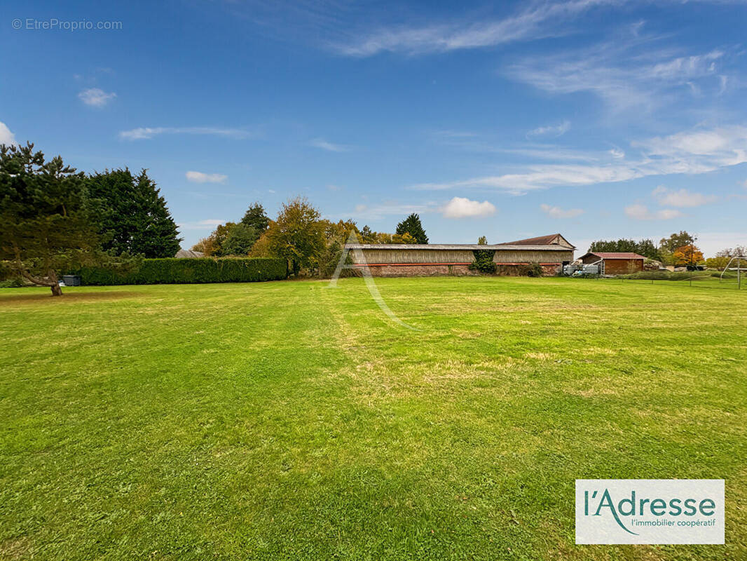 Terrain à LYONS-LA-FORET