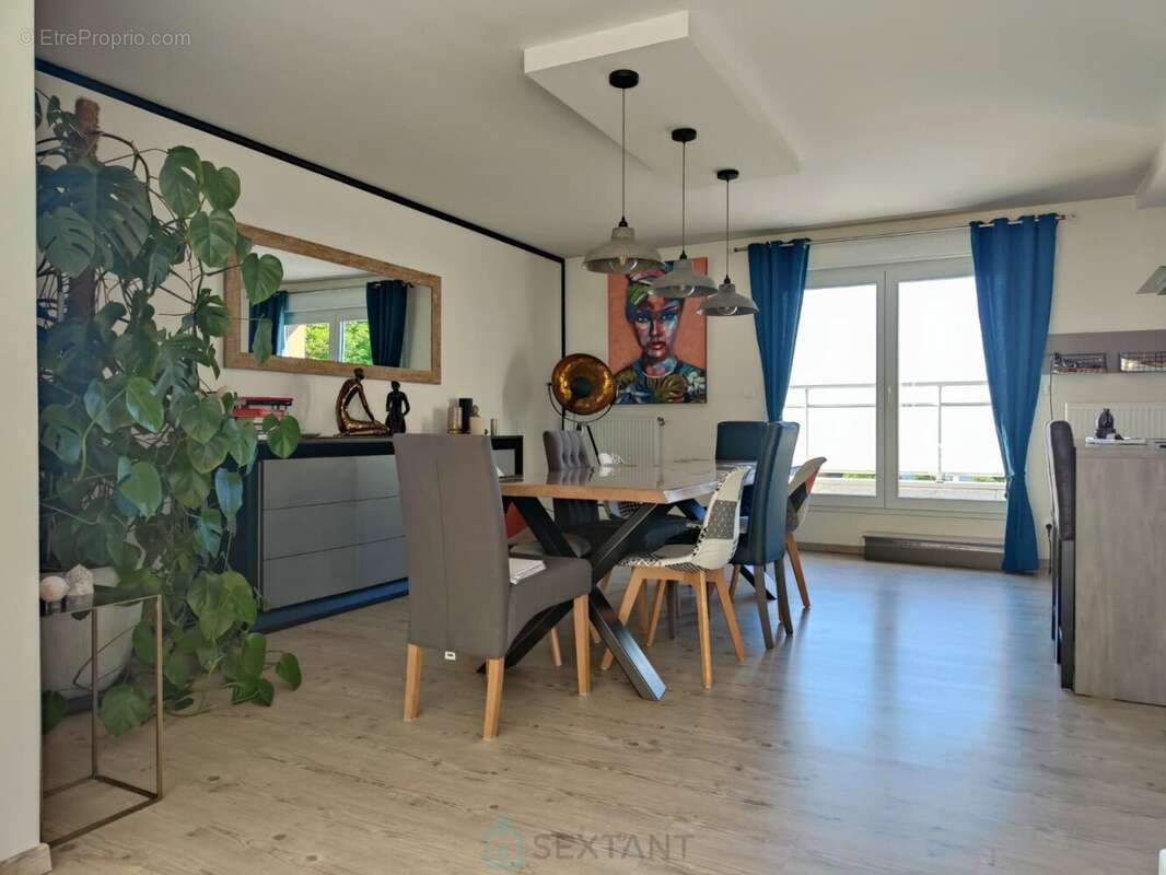 Appartement à DEVILLE-LES-ROUEN