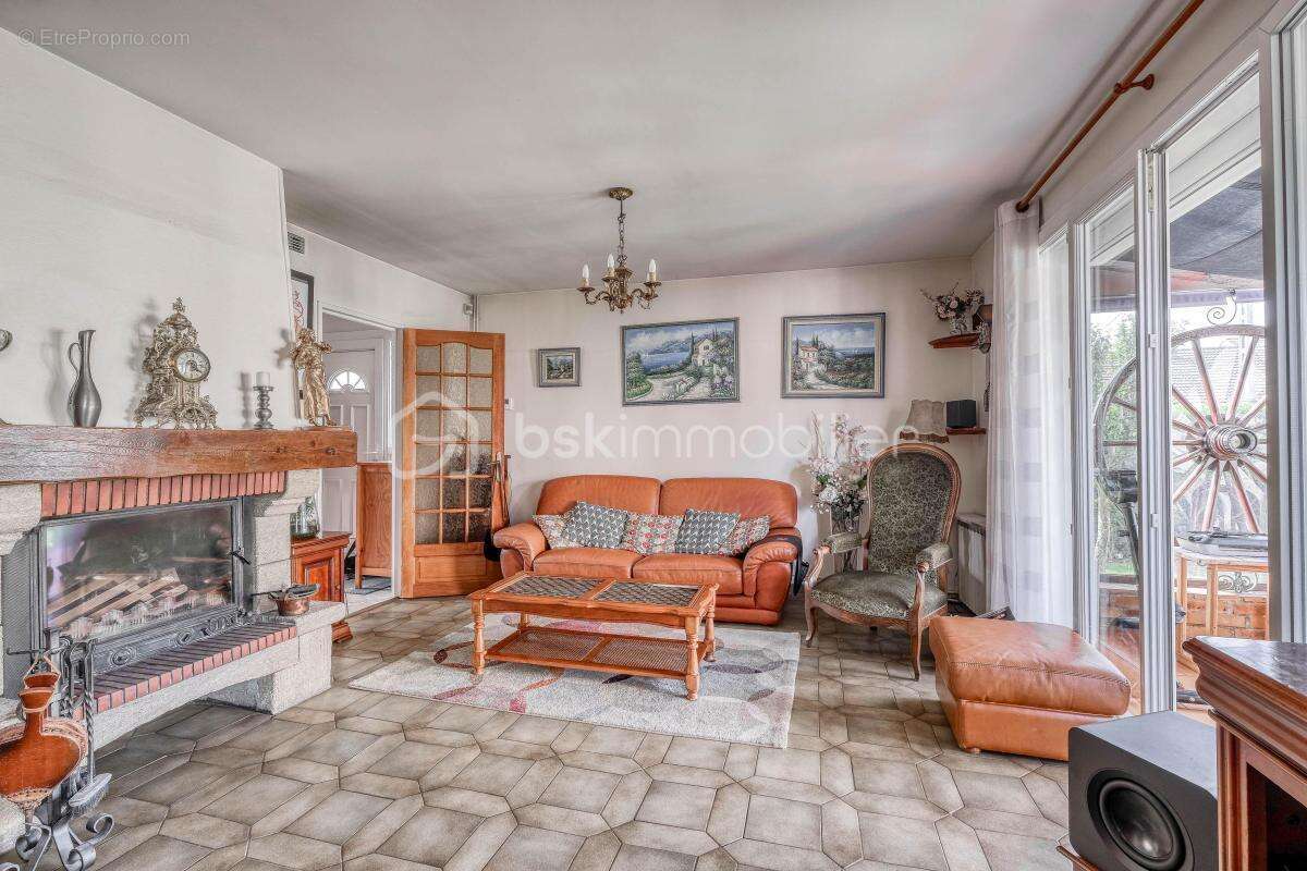 Maison familiale de type Phenix avec jardin - photo 7