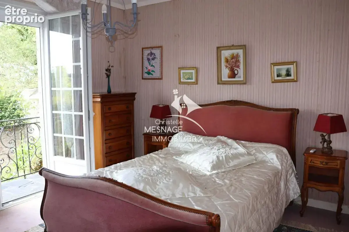 À vendre à l'agence Christelle Mesnage - DINAN centre-ville - photo 12
