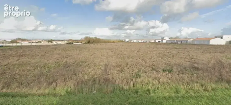 Terrain à PORT-DES-BARQUES