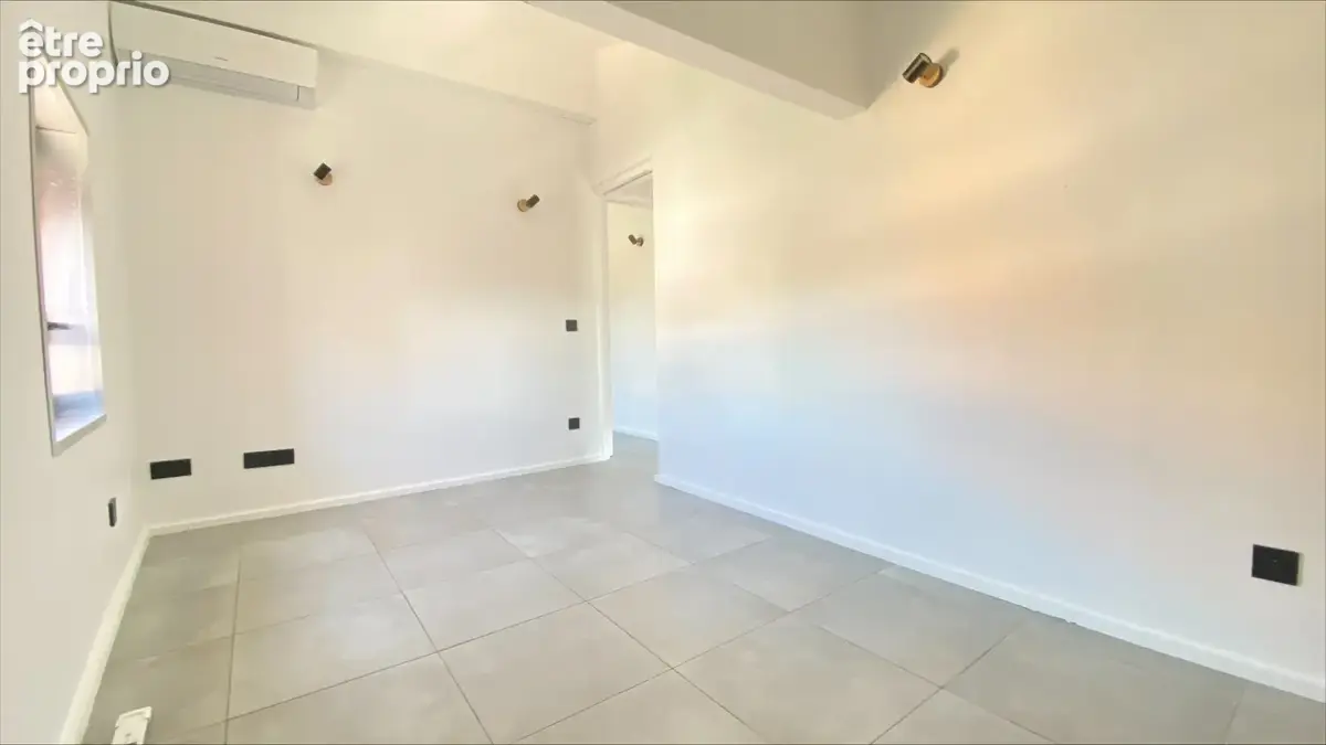 T4 Esprit Loft de 85 m2 Fréjus - photo 5