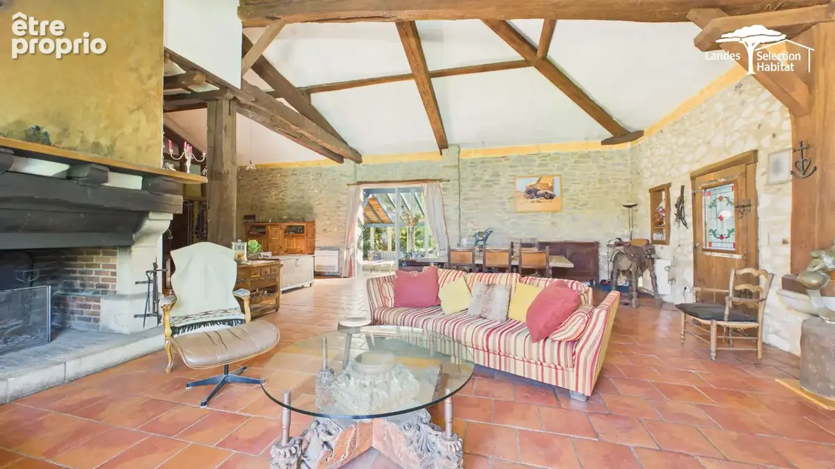 Ensemble immobilier d'exception de 380 m² hab. , piscine, dépendances et revenus locatifs - photo 11