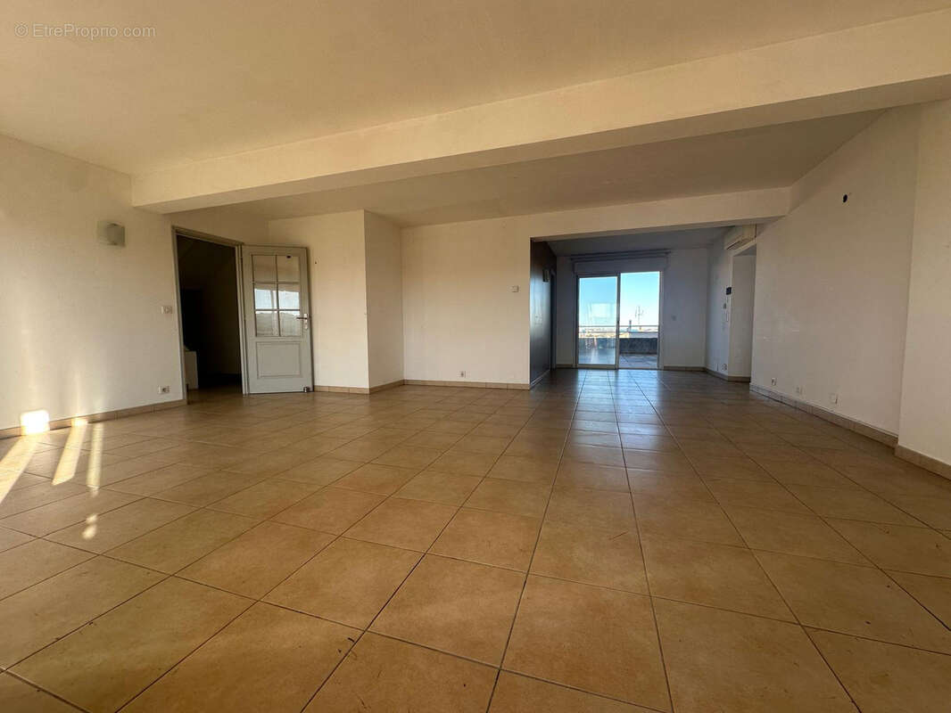 Appartement à CANET-EN-ROUSSILLON