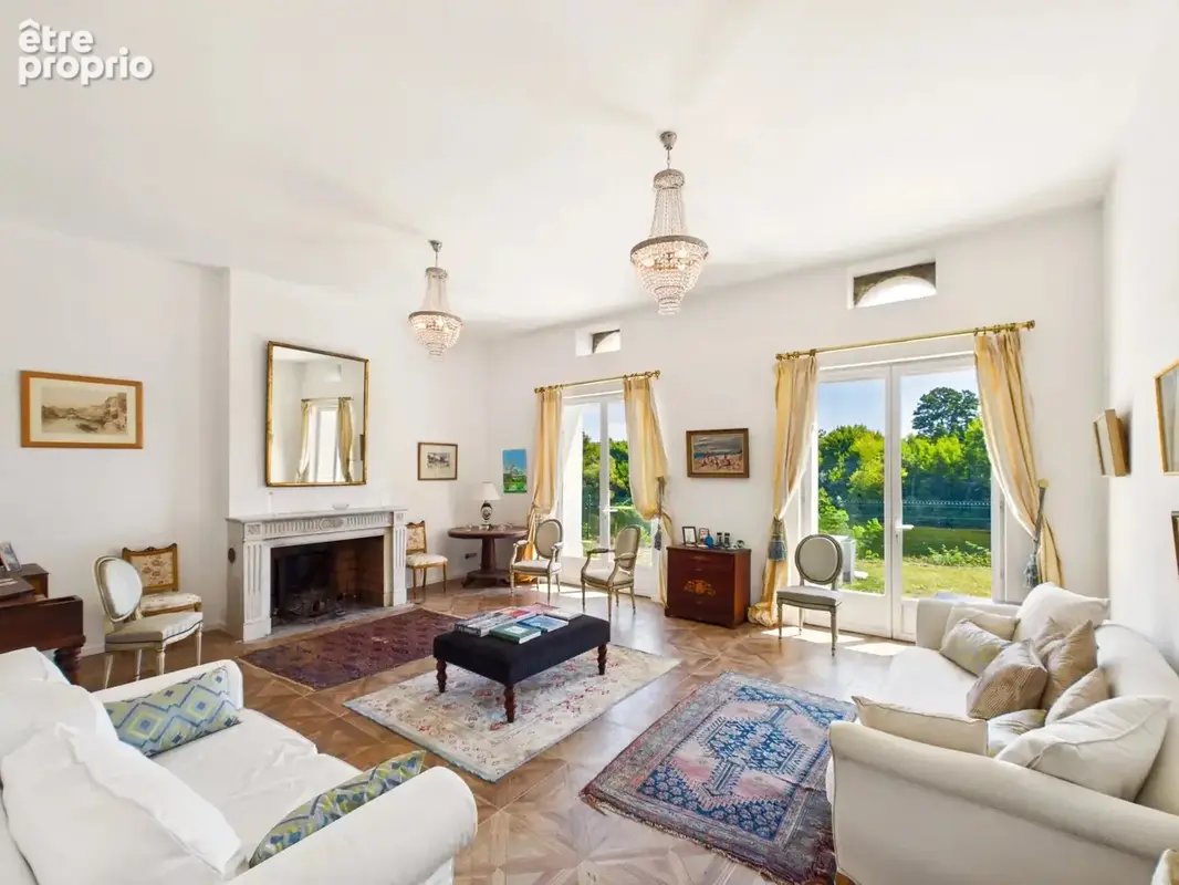 Belle maison de 5 chambres avec piscine en bord de rivière, maison d'amis et annexe près de Gensac - photo 3