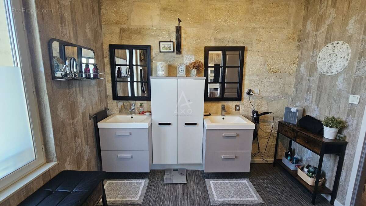 Maison à SAINT-ANDRE-DE-CUBZAC