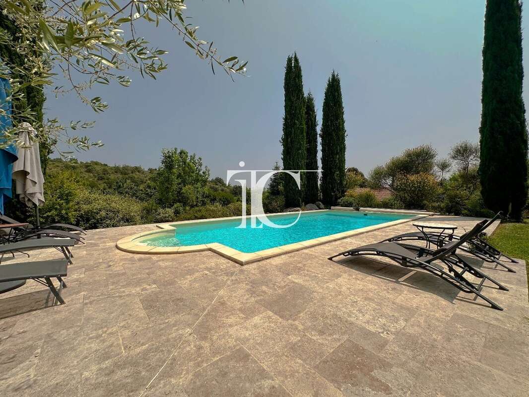 Maison à SAINT-PAUL-LE-JEUNE