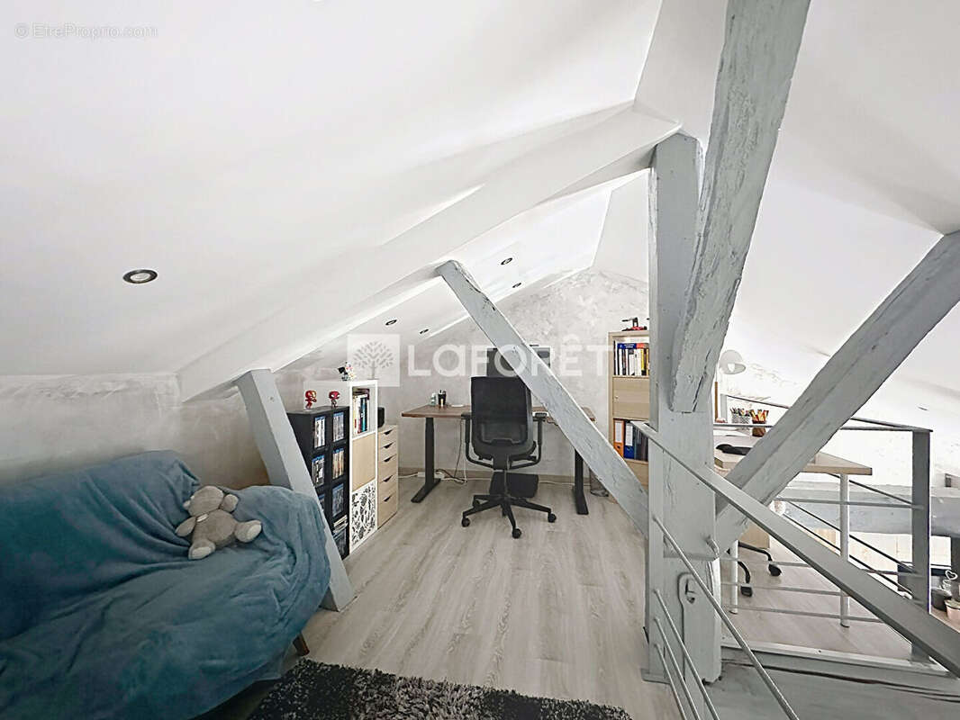 Appartement à THOISSEY