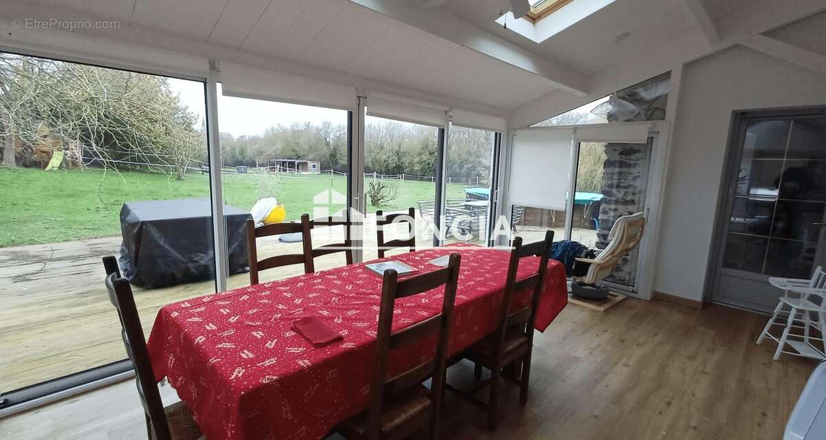 Maison à MURS-ERIGNE