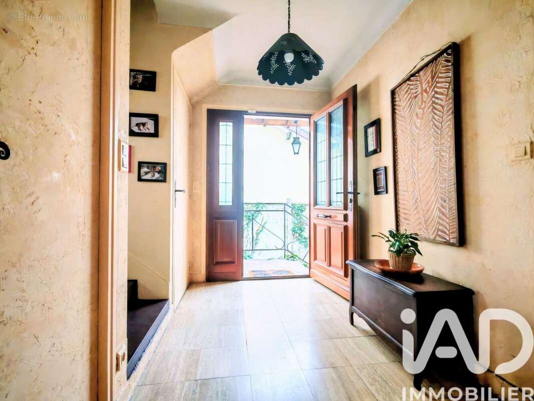 Photo 5 - Maison à LIVRY-GARGAN