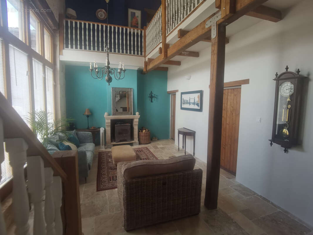 Maison à SAINT-CLAUD