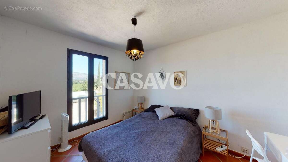 Maison à POURRIERES