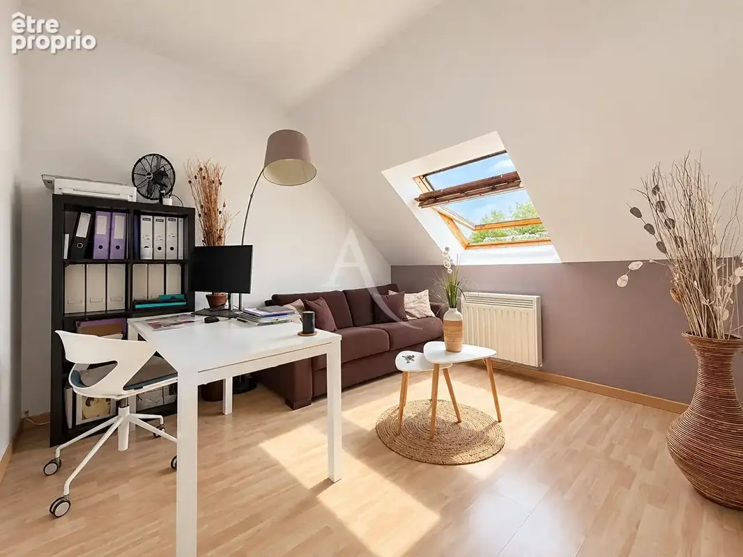 Maison Lumineuse avec vue dégagée sur les champs ! - photo 7