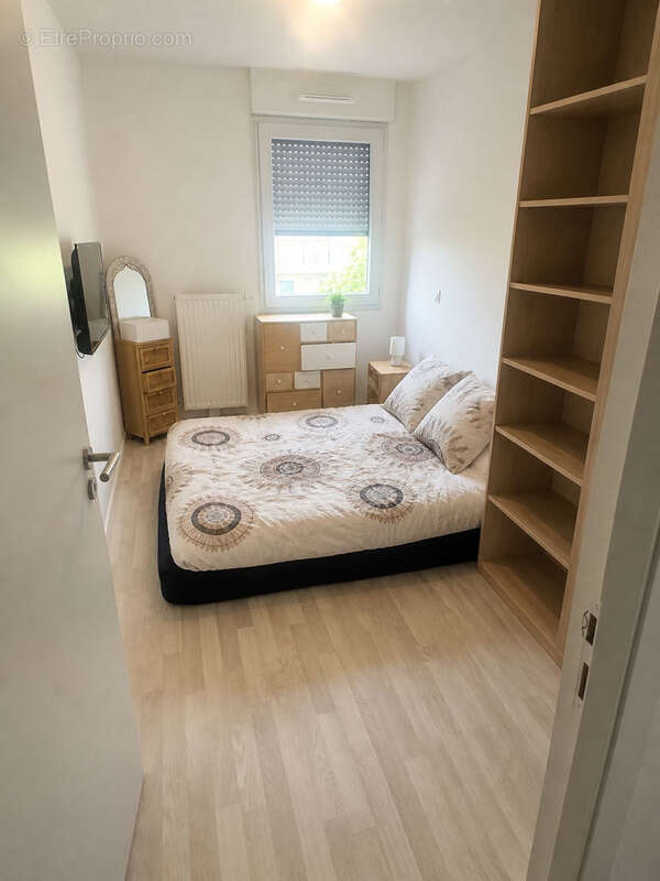 Appartement à AVRILLE