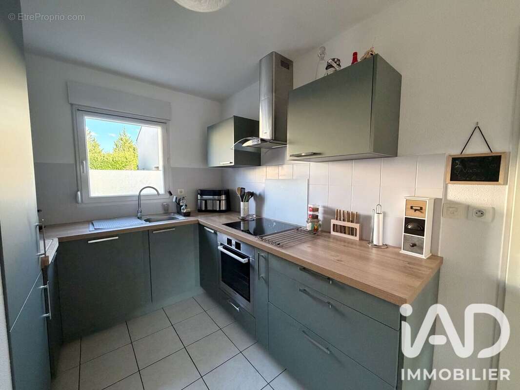 Maison 84 m² à Vouneuil-Sous-Biard  - photo 3