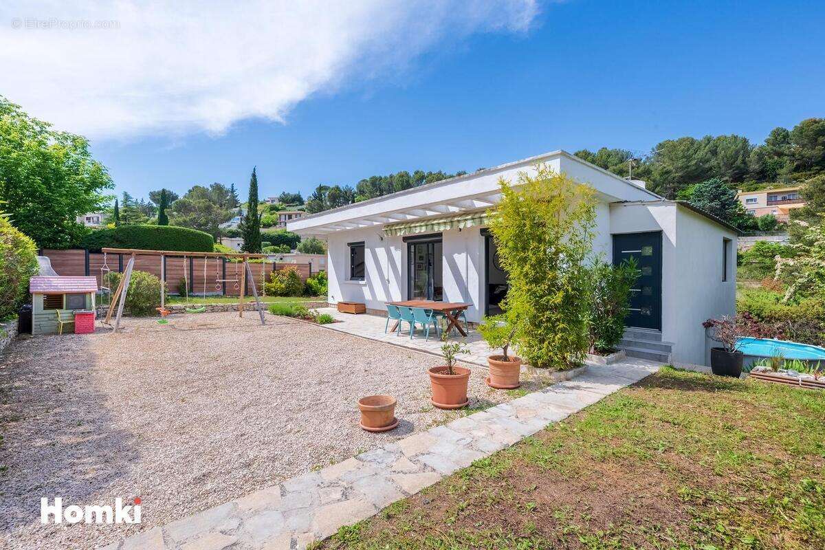 Maison à CARNOUX-EN-PROVENCE
