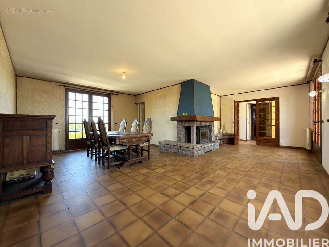 Photo 3 - Maison à AJAIN