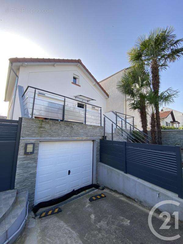 Maison à BONNEUIL-SUR-MARNE