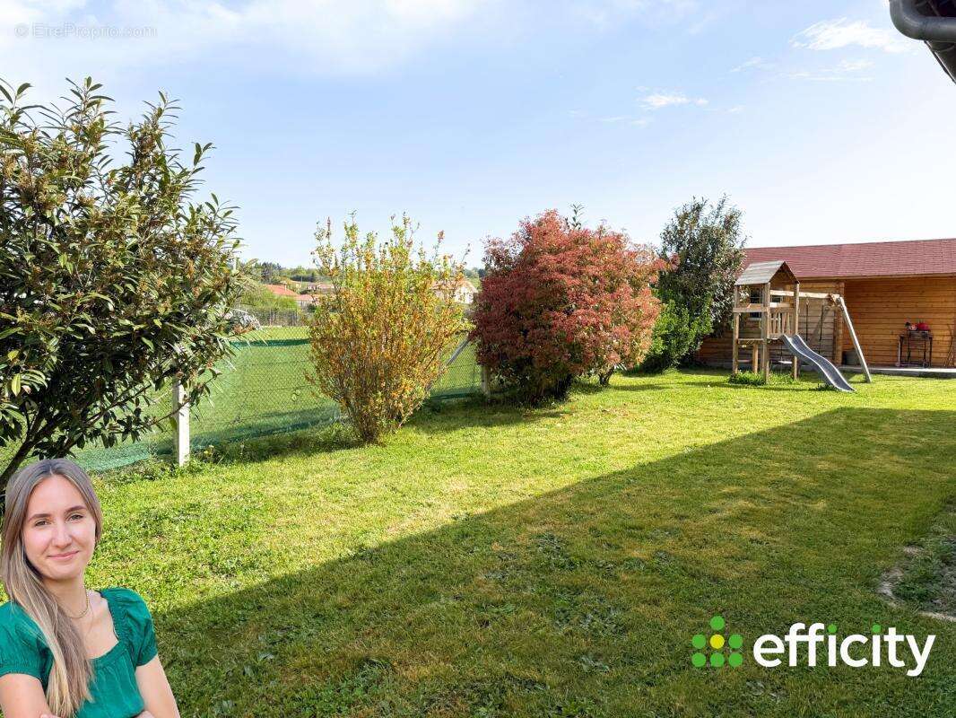 Maison à POUILLY-LES-FEURS