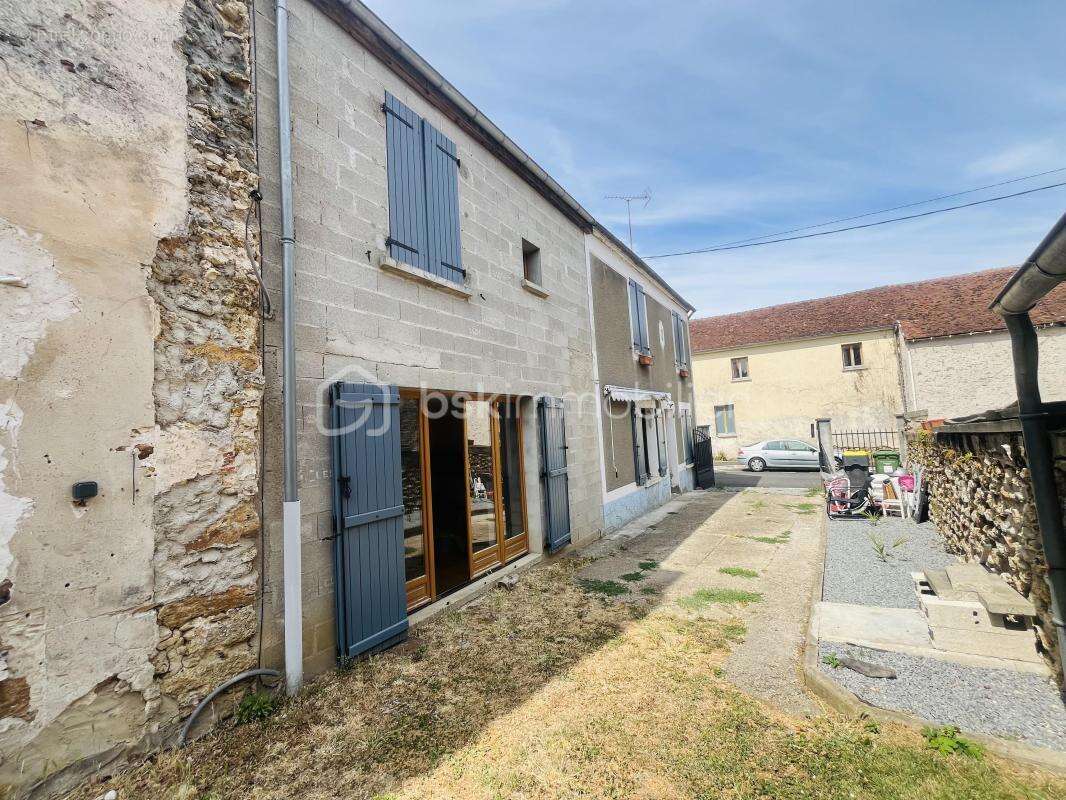 Maison spacieuse au fil du temps et du charme - photo 15