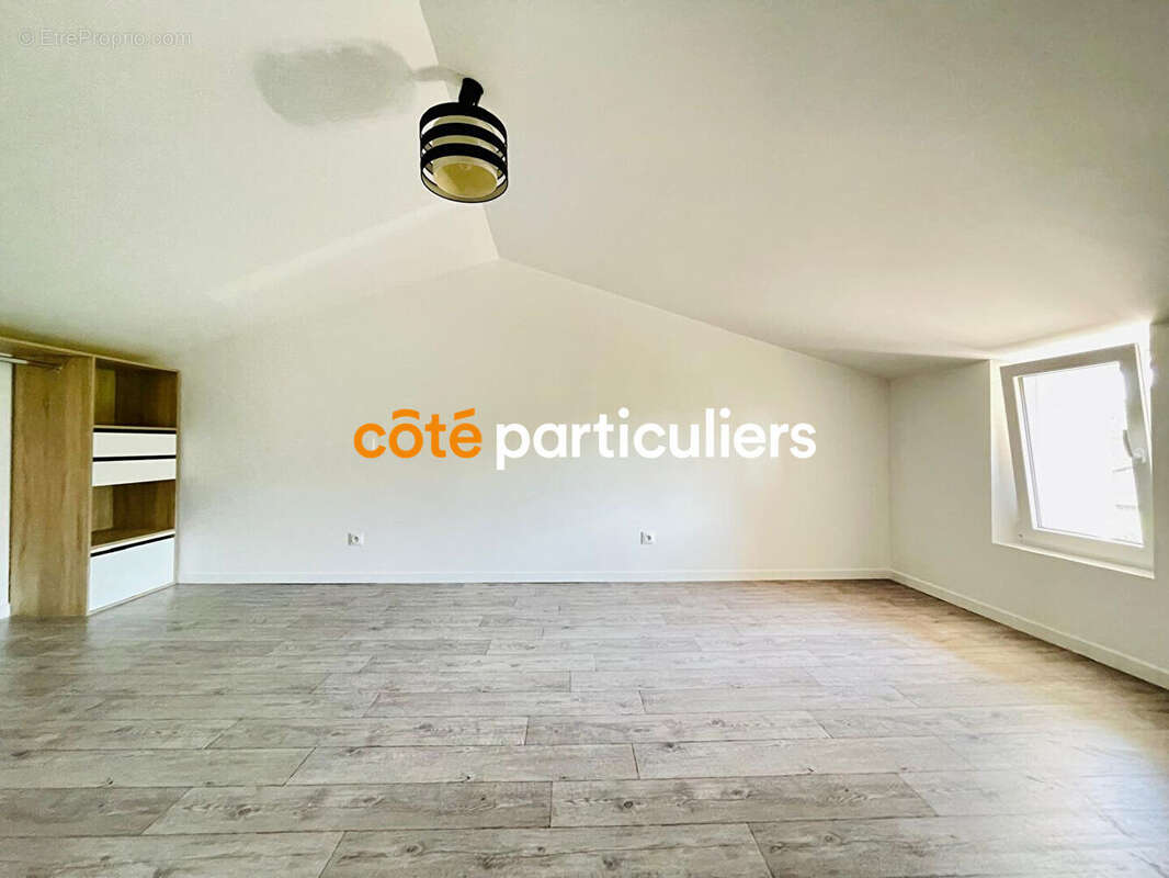 Maison à LA VILLE-DIEU-DU-TEMPLE