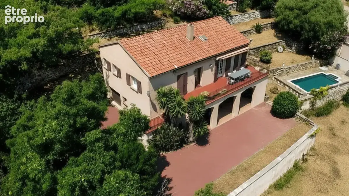 Miomo - Propriété de caractère avec vue mer, piscine et fort potentiel - photo 3