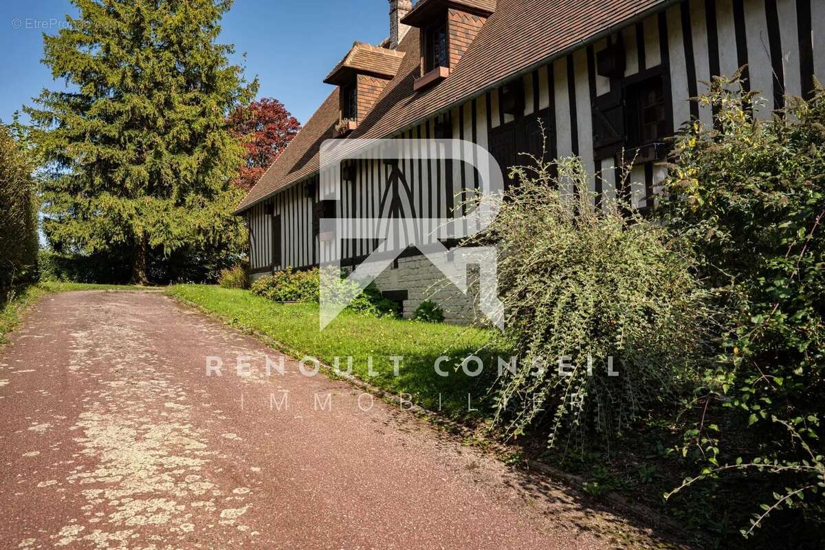 Maison à AMFREVILLE-LES-CHAMPS