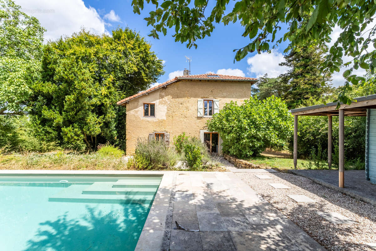 Propriété en pierre avec piscine - photo 26