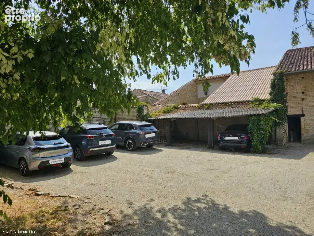 Maison Dans Une Résidence Avec Cour et Parking Privé - Piscine et Jardin Partagé - photo 6
