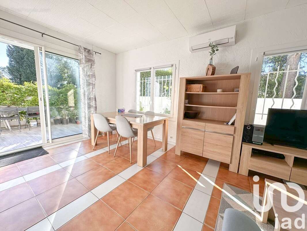 Photo 2 - Appartement à SAINT-RAPHAEL