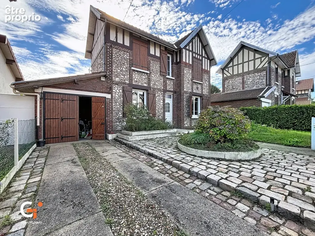 Saint-Étienne-du-Rouvray - Maison 5 pièces 86,5 m² - photo 2
