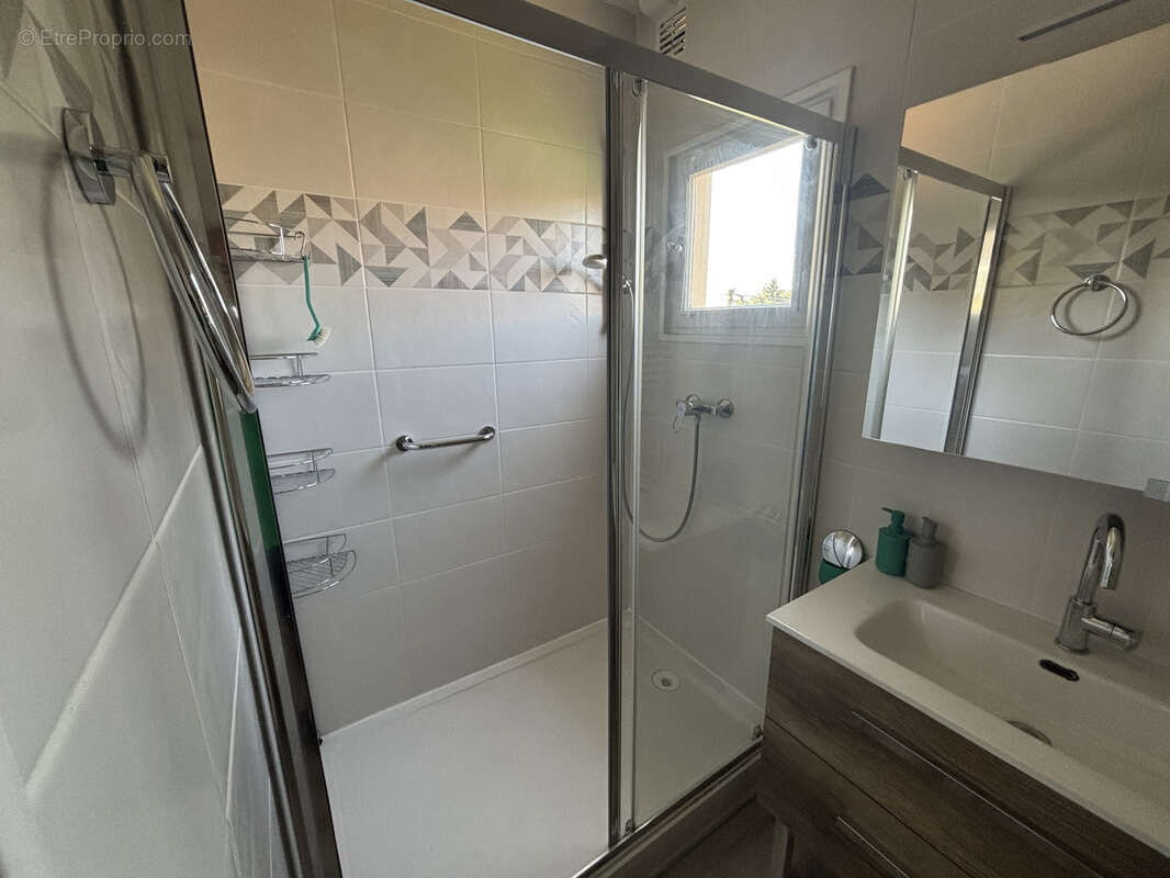 Exclusivité  Toulon La Loubière maison 146 m2 avec garage sur terrain piscinable - photo 13